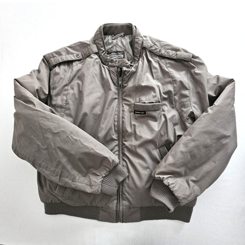 Members Only Mens Iconic Racer Jacket Taupe Gray Size 44 Vintage Style Bomber